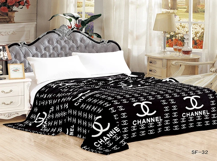 Плед велсофт TAG Tekstil VLSF32 Шанель (Chanel) 160x220 см - Фото 2 Плед велсофт TAG Tekstil VLSF32 Шанель (Chanel) 160x220 см - изображение 2