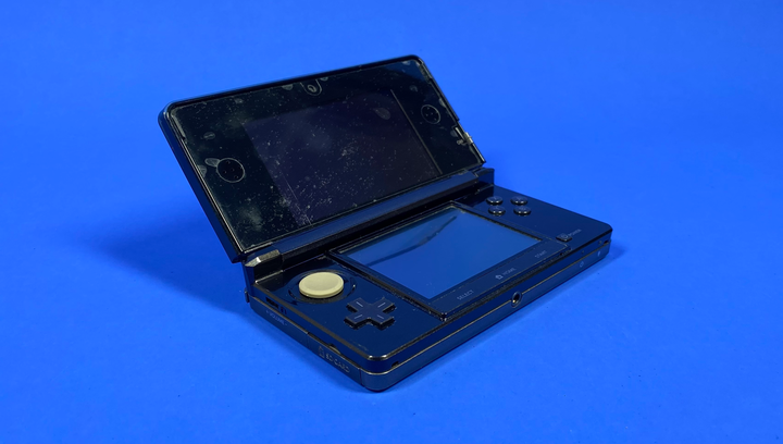 Nintendo　3DS Nintendo 3DS (Midnight Purple)