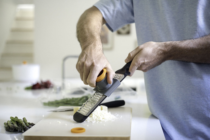 Tarka Fiskars Functional Form z małymi otworami (6424002000891) - obraz 5