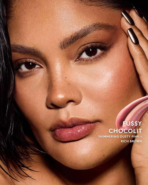 Блеск для губ Fenty Beauty "Fu$$y Chocolit" Gloss Bomb Swirl Twisted Lip Luminizer - Фото 6 Блеск для губ Fenty Beauty "Fu$$y Chocolit" Gloss Bomb Swirl Twisted Lip Luminizer - изображение 6