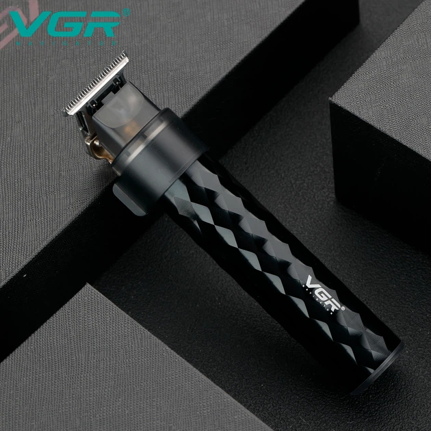 Акумуляторна машинка триммер для стрижки бороди та вусів з USB VGR V-170 Pro Чорний + Олія - изображение 4