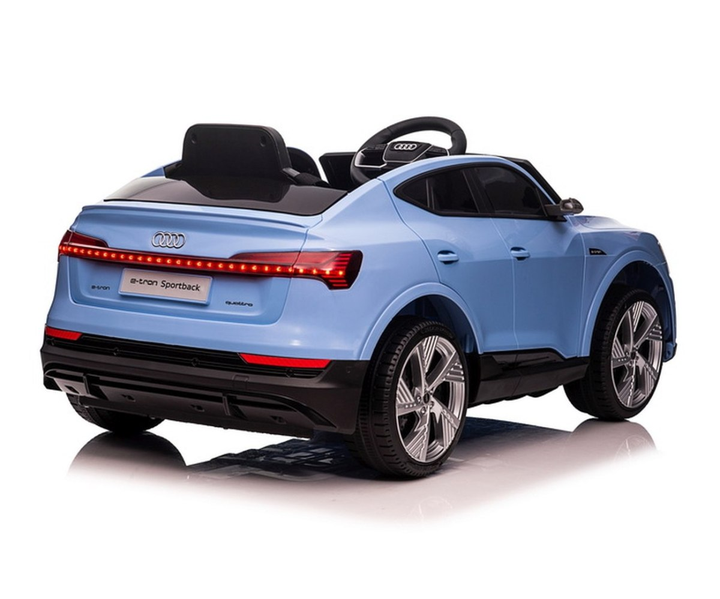 Pojazd na akumulator Milly Mally Audi E-Tron Sportback 4x4 Niebieski (5907090700023) - obraz 6