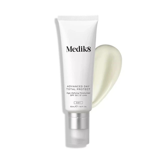 Advanced day total protect Антивіковий зволожувальний крем із SPF 30 і 5 зірковим UVA захистом Medik8 50ml - Фото 1 Advanced day total protect Антивіковий зволожувальний крем із SPF 30 і 5 зірковим UVA захистом Medik8 50ml - изображение 1