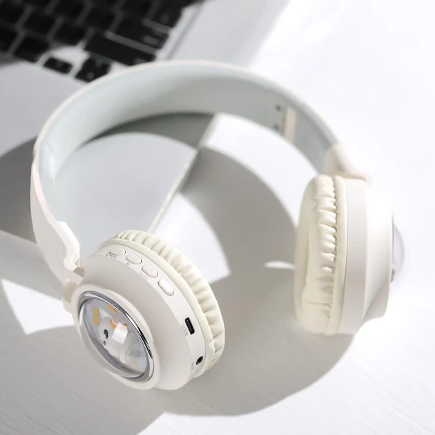 Беспроводные детские наушники HOCO W50 с RGB подсветкой BT5.3, AUX/TF, 12h Milky white - изображение 3