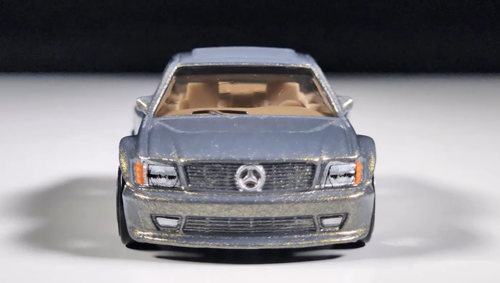 Машинка Базова Hot Wheels '89 Mercedes-Benz 560 SEC AMG Wild Widebody 1:64 JBB11 Grey - зображення 5