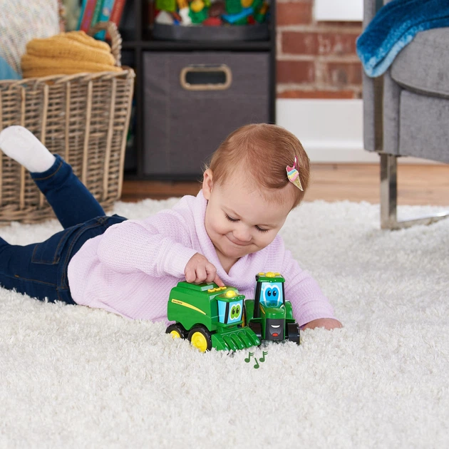 Ігровий набір Tomy Трактор та комбайн John Deere Kids (LP47193) (36881379102) - зображення 4