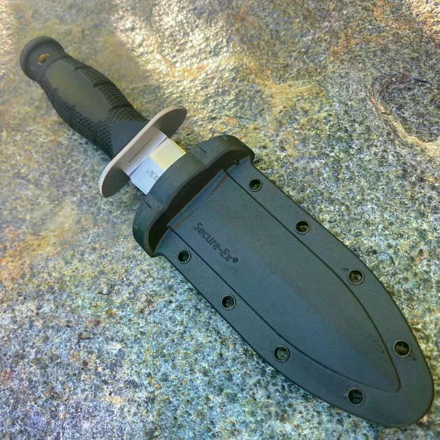Нескладний ніж для прихованого носіння Cold Steel Leatherneck Mini