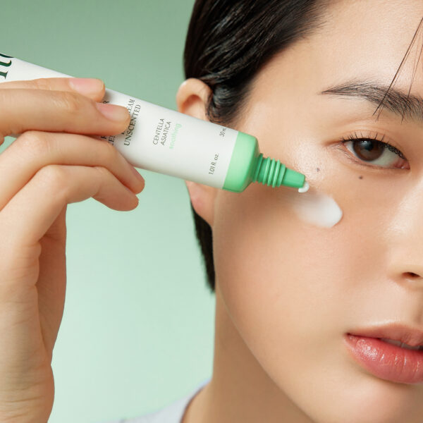 Wonder Releaf Centella Eye Cream Unscented Крем для повік з центеллою та пептидами без ефірних олій Purito seoul 30ml - Фото 3 Wonder Releaf Centella Eye Cream Unscented Крем для повік з центеллою та пептидами без ефірних олій Purito seoul 30ml - зображення 3