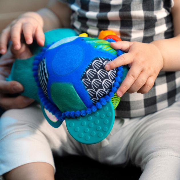 Sensoryczna zabawka zawieszka zolw Baby Einstein Sensory Sidekick Neptuna 0m+ (74451131569) - obraz 5