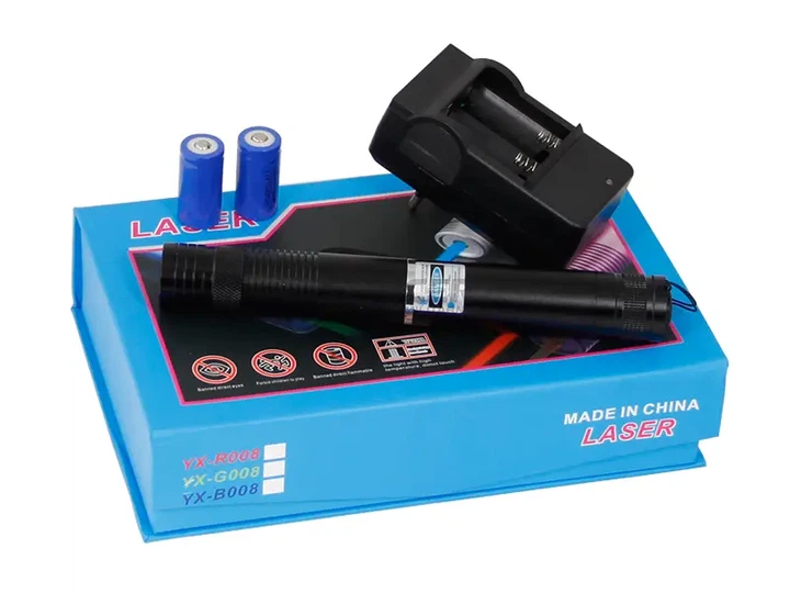 Лазерная указка YX-B008, 5 насадок 50000mW, SP2 синий луч 2 АКБ 16340 до 50км Blue Laser.Черный - изображение 5