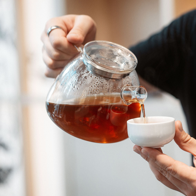 Dzbanek z zaparzaczem Paper & Tea szklany 500 ml (4055743034108) - obraz 2