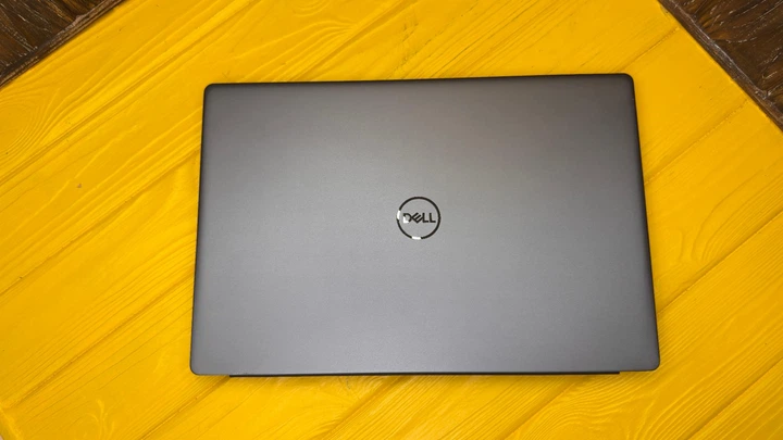 Ноутбук Dell Vostro 7590 (15.6