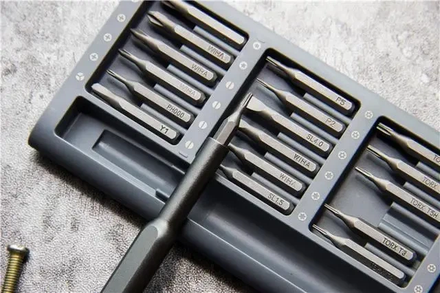Отвертка Xiaomi MiJia Mi Precision Screwdriver Kit 24 в 1 прецизионной отвертке - Фото 3 Отвертка Xiaomi MiJia Mi Precision Screwdriver Kit 24 в 1 прецизионной отвертке - изображение 3
