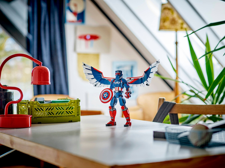 Конструктор LEGO Marvel Фігурка нового Капітана Америки 359 елементів (76296) - зображення 8