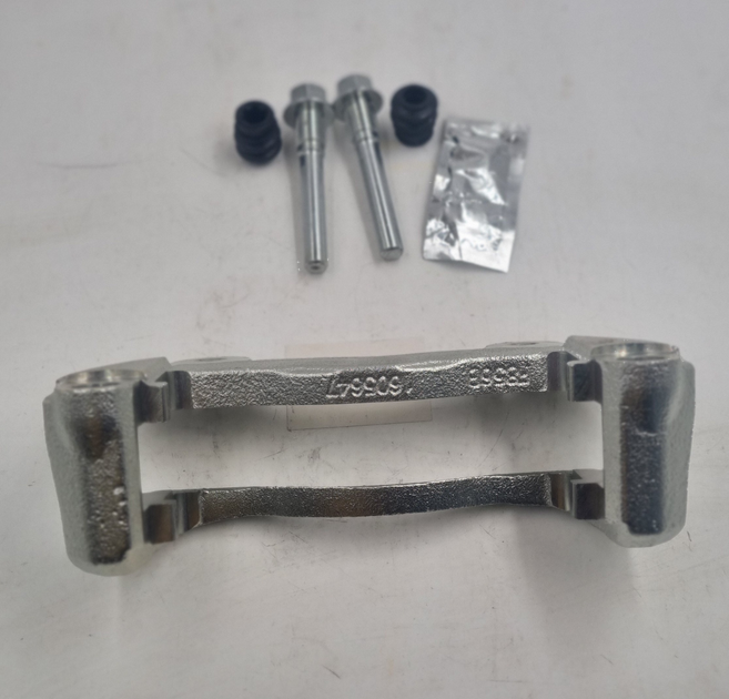 Скоба суппорта переднего NTY HZT-MS-000A, Mitsubishi Outlander I 2003-2008 OEM MR307282 - изображение 8