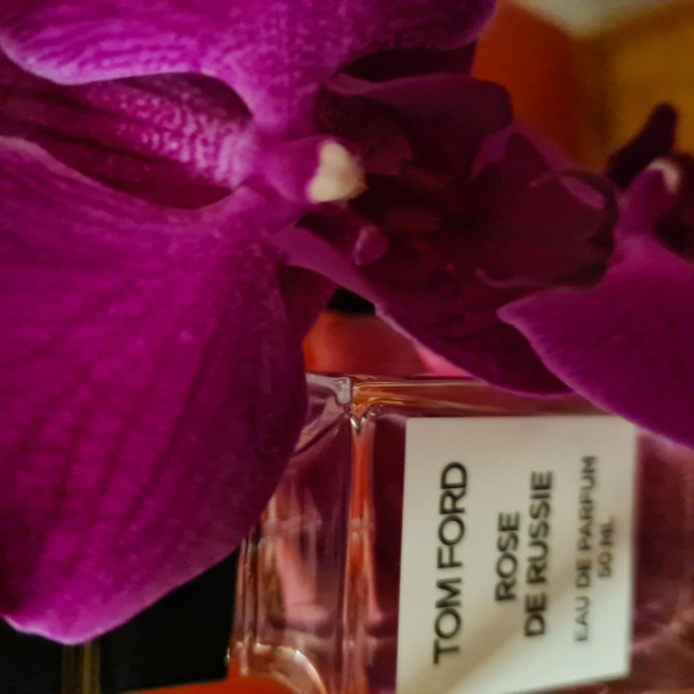 Woda perfumowana damska Tom Ford Rose de Russie 50 ml (888066130561) - obraz 3