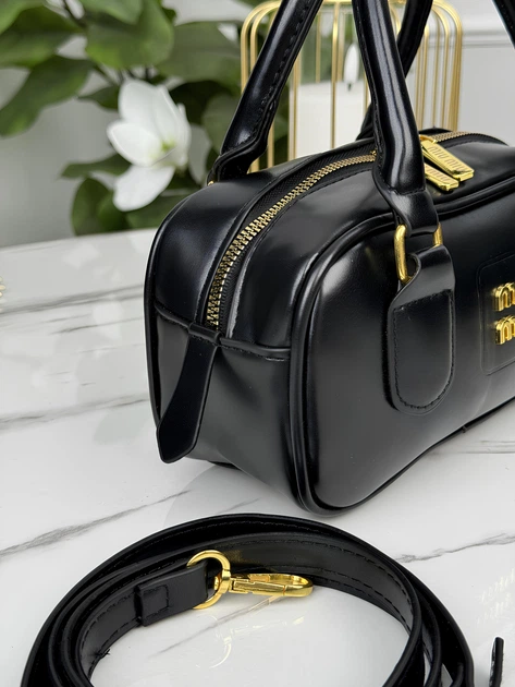 Женская сумка Miu Miu Arcadie Leather Bag чёрный – Оригинальные