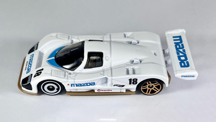 Машинка Базовая Hot Wheels Mazda 787B Peak Pursuit 1:64 JBB39