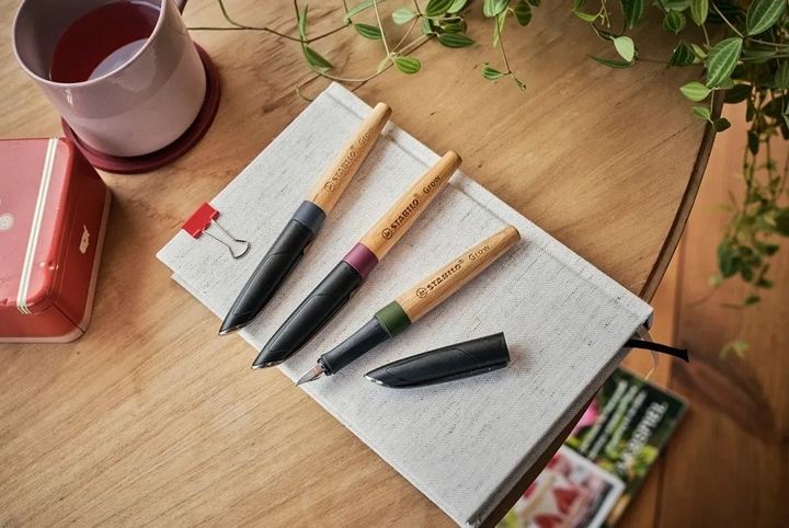 Чорнильна ручка Stabilo Crow 5171 Purple (4006381590884) - зображення 8
