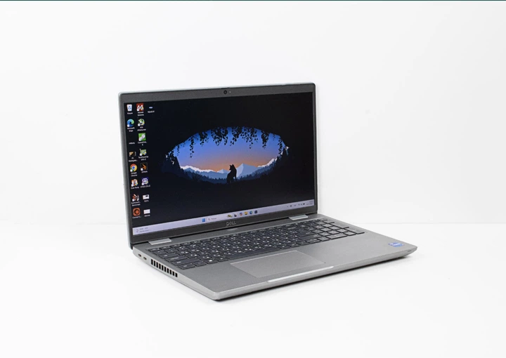 Windowsノート本体 Precision 3561 Corei7-11850H NVIDIA T600 DELL Precision 3561 Core i7-11850H 2.5GHz メモリ16GB SSD 512GB