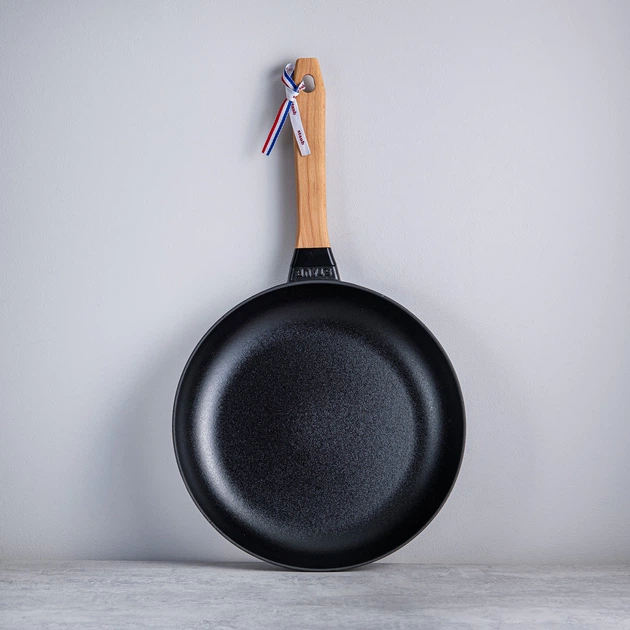 Сковорода Staub Cast Iron 20 см чёрная (40511-950-0) - изображение 5
