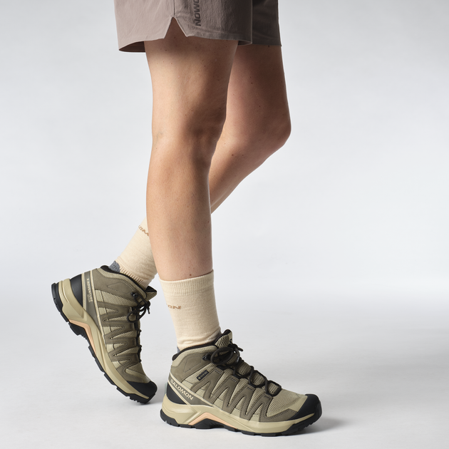 Женские демисезонные ботинки низкие для туризма с Gore-Tex Salomon X-Adventure Recon Mid Gtx W L47815200 36.5 (6US/4UK) 22.5 см Dsrtan (195751935876) - Фото 2 Женские демисезонные ботинки низкие для туризма с Gore-Tex Salomon X-Adventure Recon Mid Gtx W L47815200 36.5 (6US/4UK) 22.5 см Dsrtan (195751935876) - изображение 2