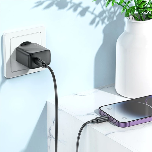 Мережевий зарядний пристрій з кабелем Hoco CS22A Value single port PD30W charger set (C to iP) Black (6942007609920) - зображення 7