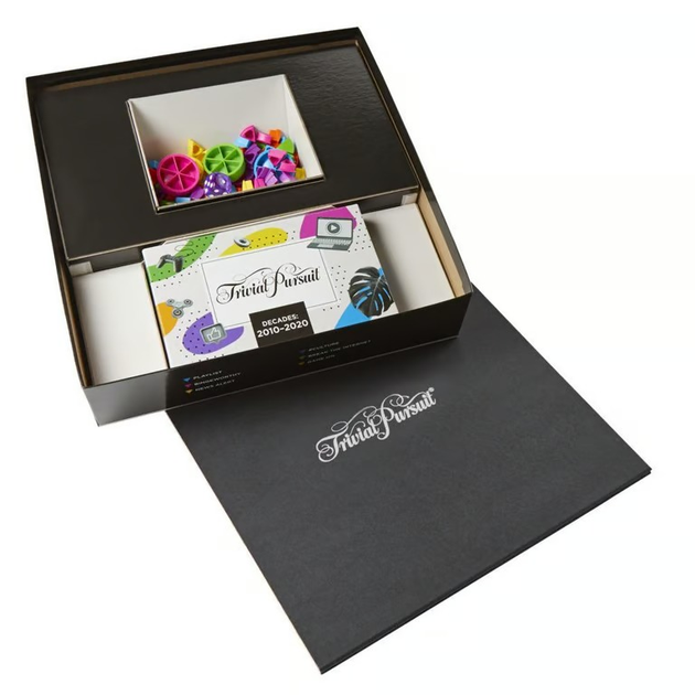 Gra planszowa Hasbro Astar TRIVIAL PURSUIT Decade 2010–2020 (w języku fińskim) F2706FIN (5010993900435) - obraz 2
