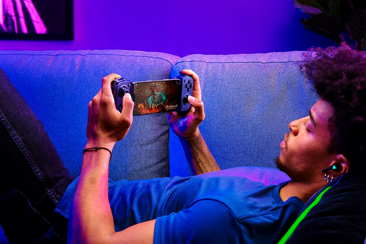 Універсальний геймпад Razer Kishi V3, USB C (RZ06-03550100-R3M1) - зображення 6