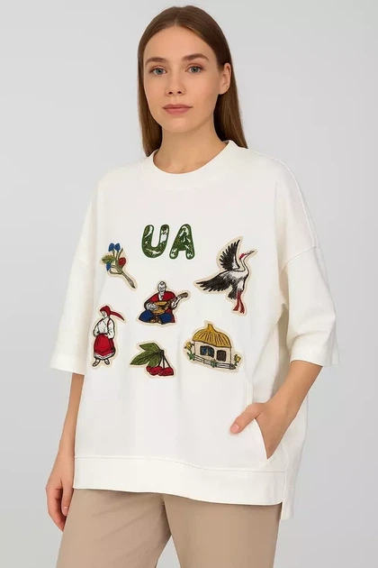 Женский свитшот oversize "Кобзар" с вышивкой и боковыми карманами Modna KAZKA MKNK5678 - 42/44, Білий - изображение 2