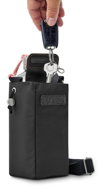 Torba termiczna na butelkę Black+Blum Czarna (5060089728580) - obraz 5