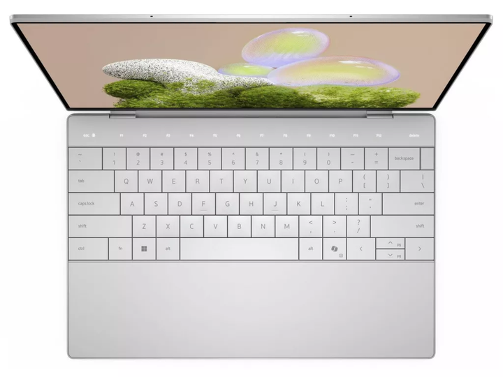 Ноутбук Dell XPS 13 9350 13.4" IPS 1920x1200 60 Гц / Intel Core Ultra 7 256V / Intel Arc Graphics / RAM 16 ГБ DDR5 / SSD 512 ГБ / ОС Windows 11 Pro / Вага 1.2 кг (210-BNHB_U716512) - изображение 4