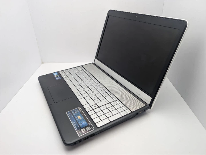 Ноутбук Asus N55S / 15.6" (1920x1080) TN / Intel Core i7-2630QM (4 (8) ядра по 2.0 - 2.9 GHz) / 16 GB DDR3 / 1000 GB HDD / nVidia GeForce GT 555M, 2 GB GDDR3, 128-bit / WebCam / DVD-ROM б/в - Фото 7 Ноутбук Asus N55S / 15.6" (1920x1080) TN / Intel Core i7-2630QM (4 (8) ядра по 2.0 - 2.9 GHz) / 16 GB DDR3 / 1000 GB HDD / nVidia GeForce GT 555M, 2 GB GDDR3, 128-bit / WebCam / DVD-ROM б/в - зображення 7