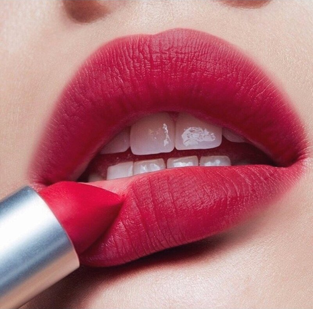 Szminka do ust M.A.C Powder Kiss matowa 306 Shocking Revelation 3 g (773602431342) - obraz 2