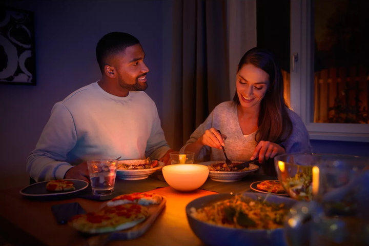 Inteligentna lampa stołowa Philips Hue COL Go V2 EU Biała (7602031P7) - obraz 8