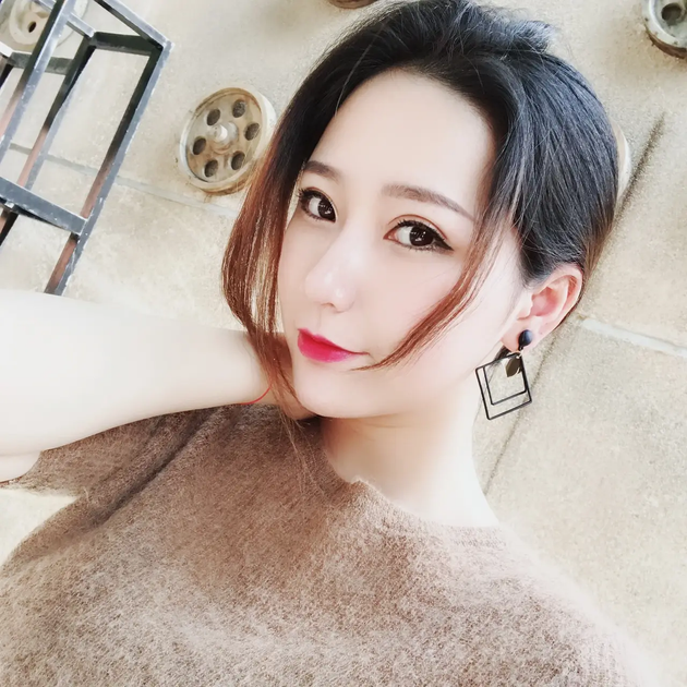 Серьги ромб черные в виде квадрата - изображение 4