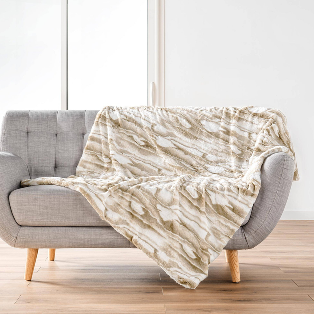 Koc Douceur d'interieur Cheyenne pluszowy ze sztucznego futra 125 x 150 cm (3574386124034) - obraz 1