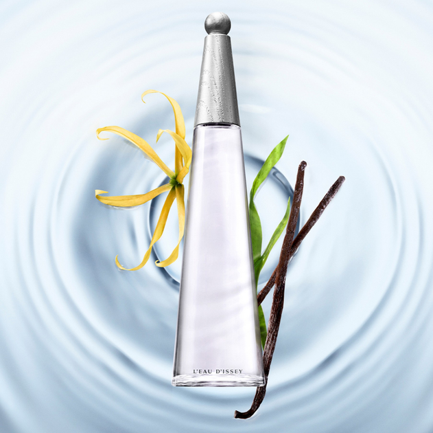 Woda perfumowana damska Issey Miyake L'eau D'issey Intense 50 ml (3423222118327) - obraz 3