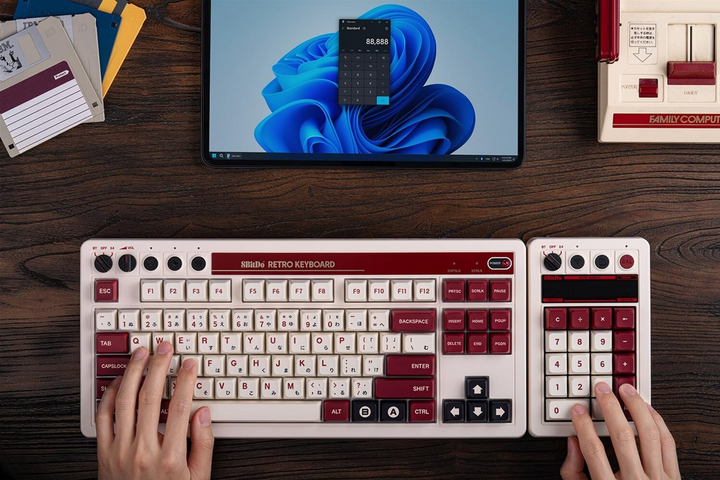 Klawiatura 8BitDo Retro 18 Mechanical Numpad Fami Edition (RET00463) - obraz 5