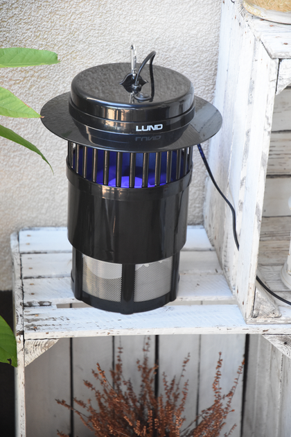 Інсектицидна лампа Lund 67026 з вентилятором UV-A 20 Вт (5906083083563) - зображення 5