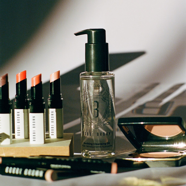 Бальзам для губ Bobbi Brown Bare Melon Зволожуючий 2.3 г (716170298528) - зображення 3