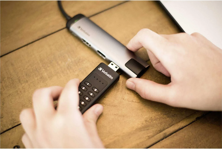 Pendrive Verbatim Keypad Secure 128GB USB 3.0 z klawiaturą (23942494294) - obraz 6