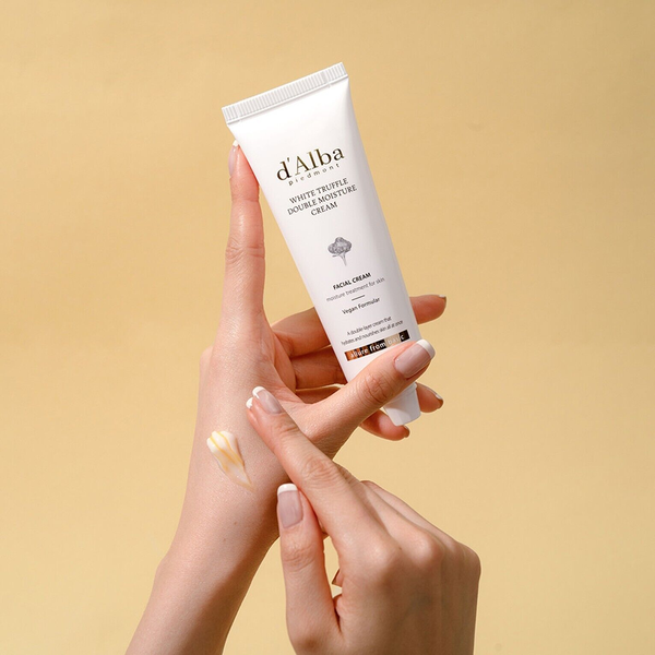 Антивіковий подвійний крем d'Alba White Truffle Double Moisture Cream 60 мл - Фото 5 Антивіковий подвійний крем d'Alba White Truffle Double Moisture Cream 60 мл - зображення 5