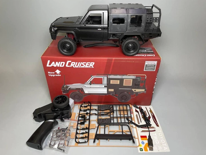 Радиоуправляемая машинка Toyota Land Cruiser 79 (MN Model MN-82S