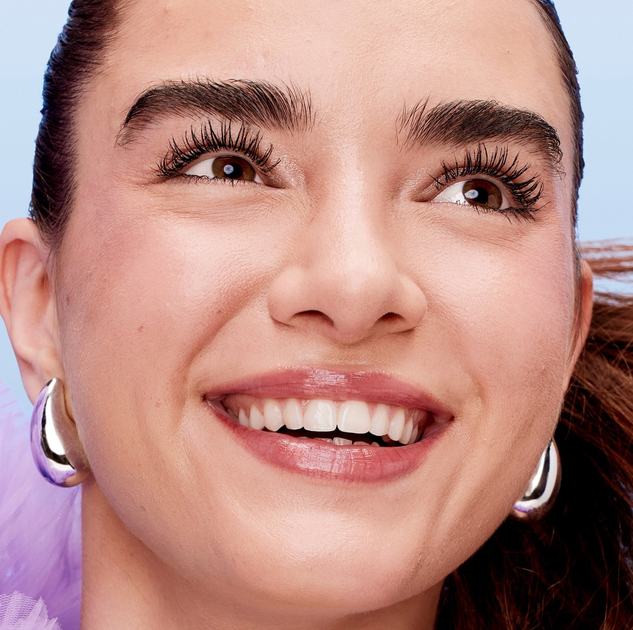Tusz do rzęs Benefit Badgal Bounce Mascara Mini 4 g (602004155993) - obraz 4