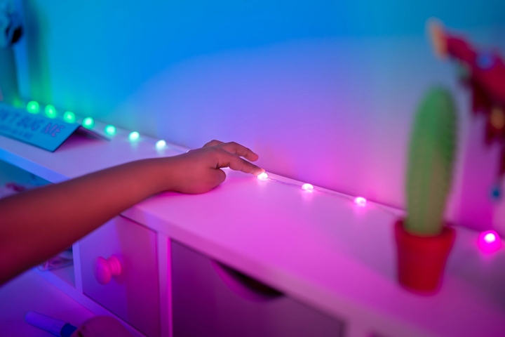 Girlanda LED Smart Twinkly Candies Heart RGB 200 IP20 12 m kabel USB-C Zielony (TWKH200RGB-G) - obraz 5