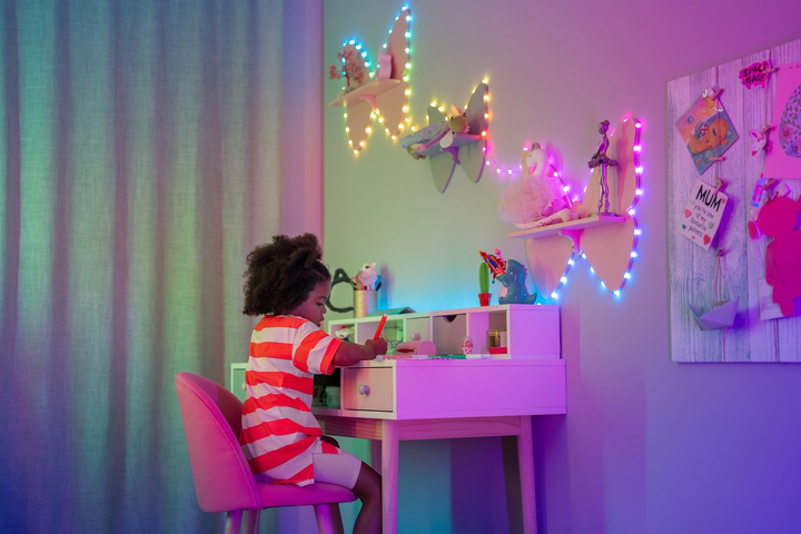 Girlanda LED Smart Twinkly Candies Heart RGB 100 IP20 6 m kabel USB-C Przezroczysty (TWKH100RGB-T) - obraz 8
