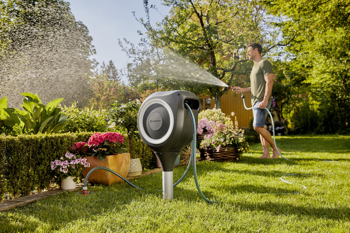 Automatyczna wężownica gruntowa + zestaw do podlewania Gardena RollUp M 20 m Biała (18616-20.000.00) - obraz 6