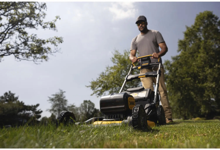 Газонокосарка акумуляторна DeWalt DCMWP134N - зображення 9