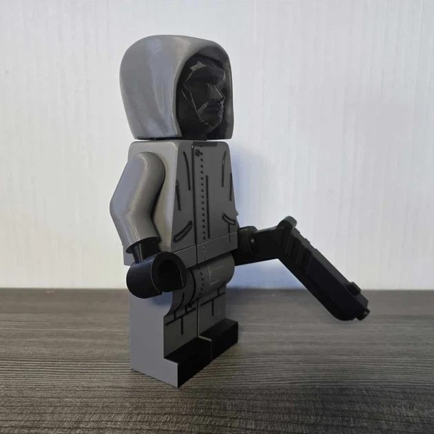 Колекційна друкована фігурка Ведучий (Front Man) "Гра в кальмара" LEGO. Aivory - Фото 4 Колекційна друкована фігурка Ведучий (Front Man) "Гра в кальмара" LEGO. Aivory - изображение 4
